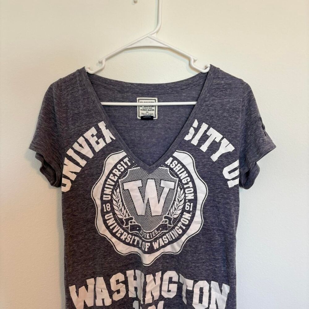 Victoria's Secret University of Washington (UW) tee, Size M, Purple Gray
